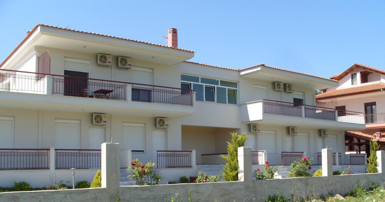 Christos Rooms Stavros  Exteriör bild